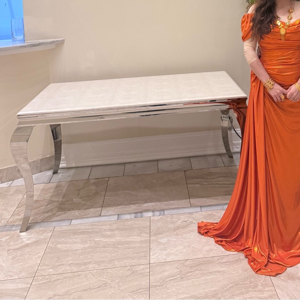 Off shoulders . Elegant Orange Evening Gown NWT Turkish brand - Picture 11 of 11